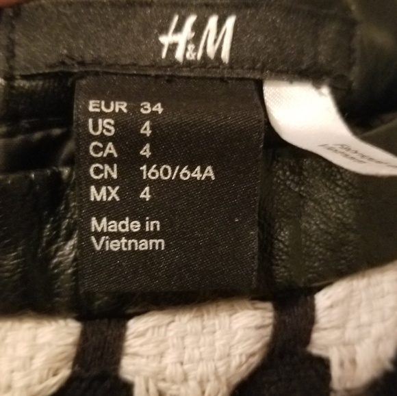 H&M Office Lady Skirt - Picture 2 of 3